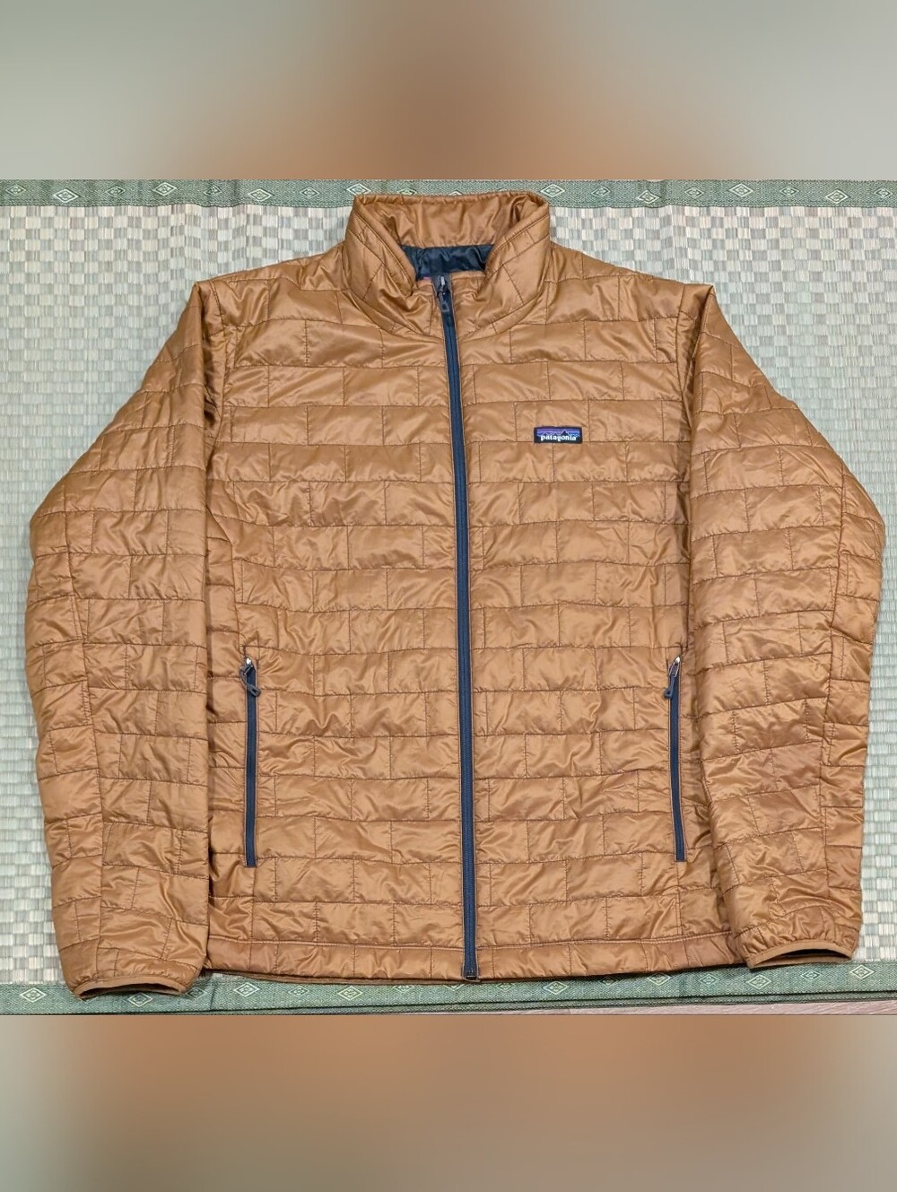 Patagonia Nanopuff Full Zip Jacket in Mulch Brown Men's Size XL